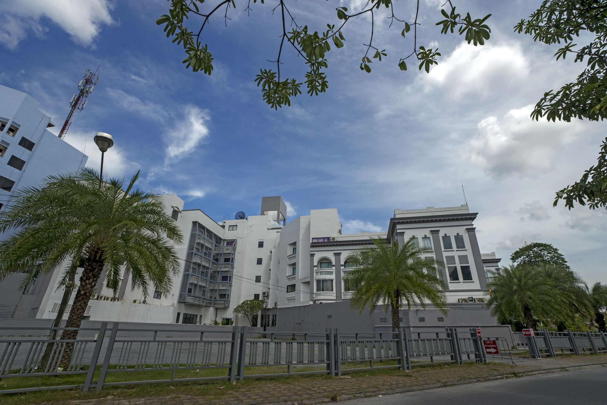 คิส การ์เด้นโฮม ชิค โฮเต็ล Hotel หาดใหญ่ ภายนอก รูปภาพ